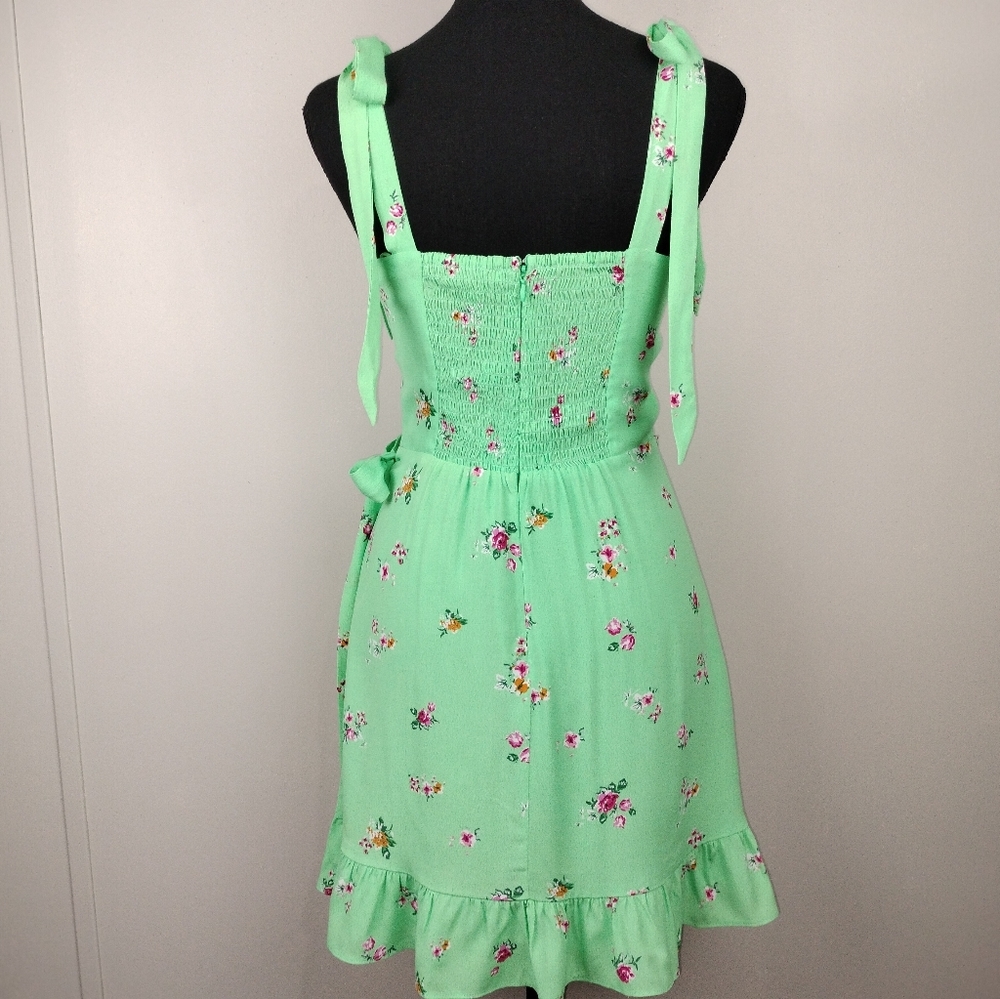 NWT WAYF Wrap Front Tie Strap Mini Dress in Mint Ditsy Sz. XS - Picture 11 of 13